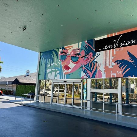 Envision Hotel Miami International Airport Экстерьер фото