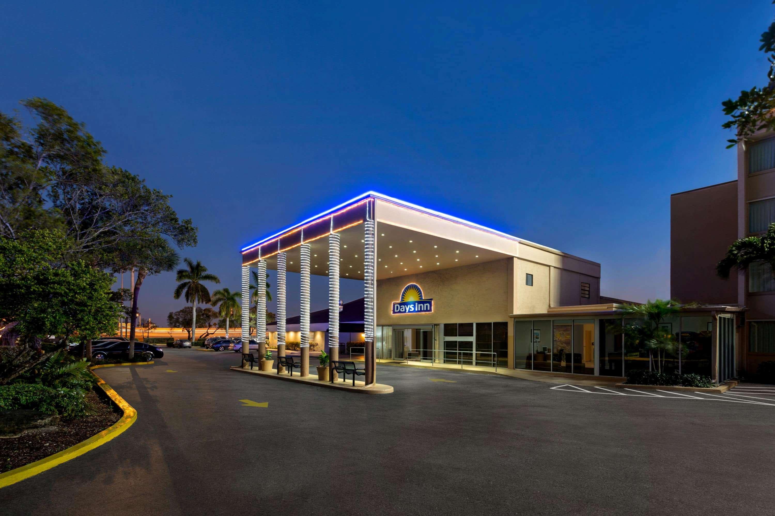 Envision Hotel Miami International Airport Экстерьер фото